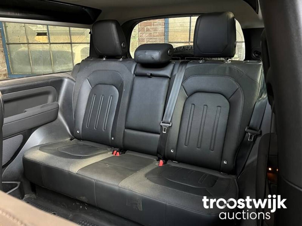 Land Rover Defender 3.0 D250 90 X-Dynamic SE 249hp 2021, L-453-GX