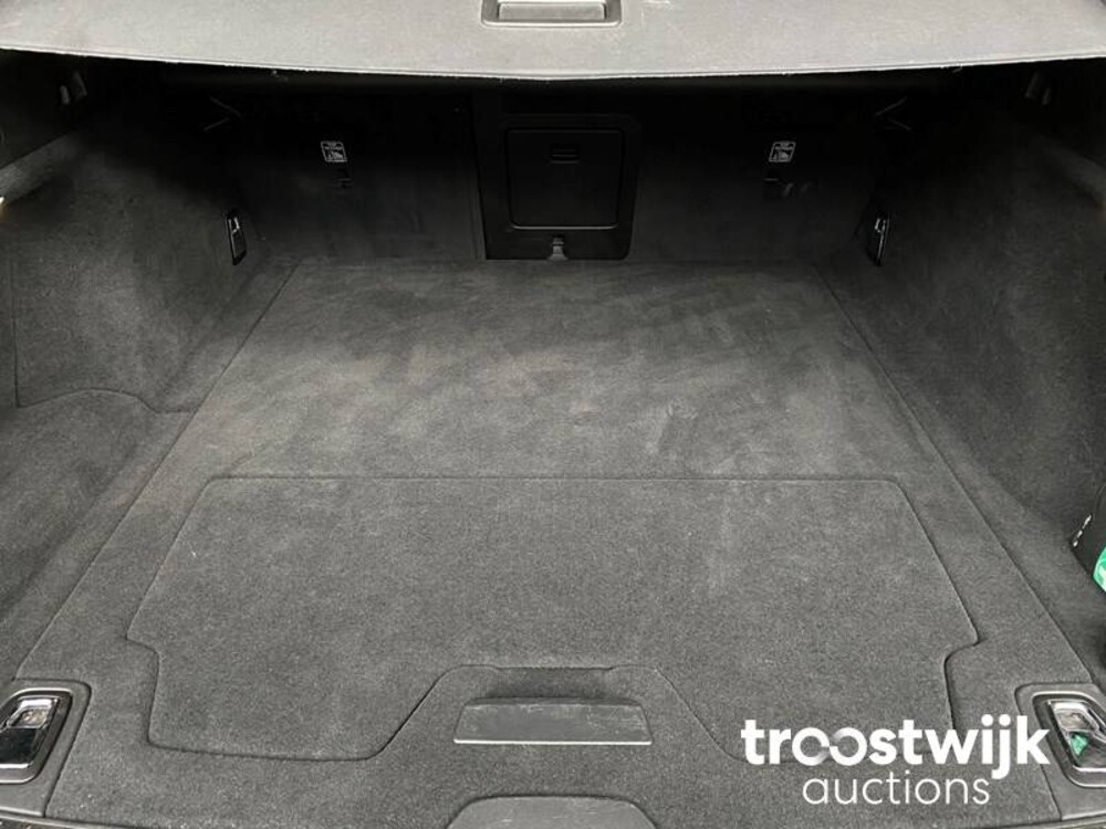 Volvo V90 2.0 D3 R-Design 150PS 2018 -Orig. NL-, TD-326-B