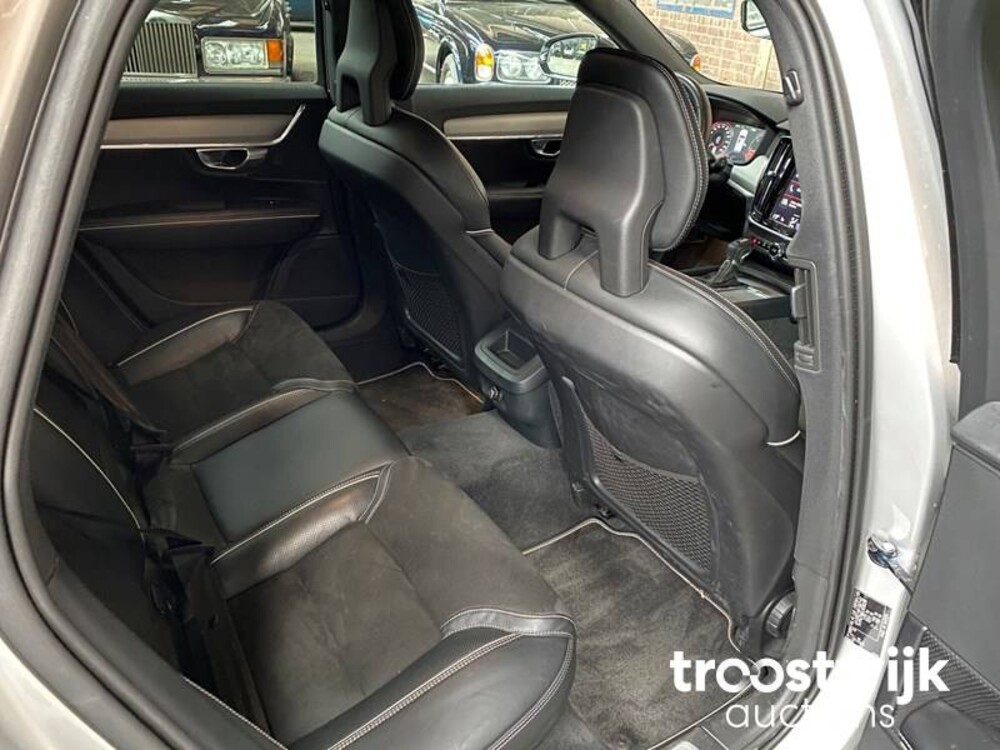 Volvo V90 2.0 D3 R-Design 150PS 2018 -Orig. NL-, TD-326-B