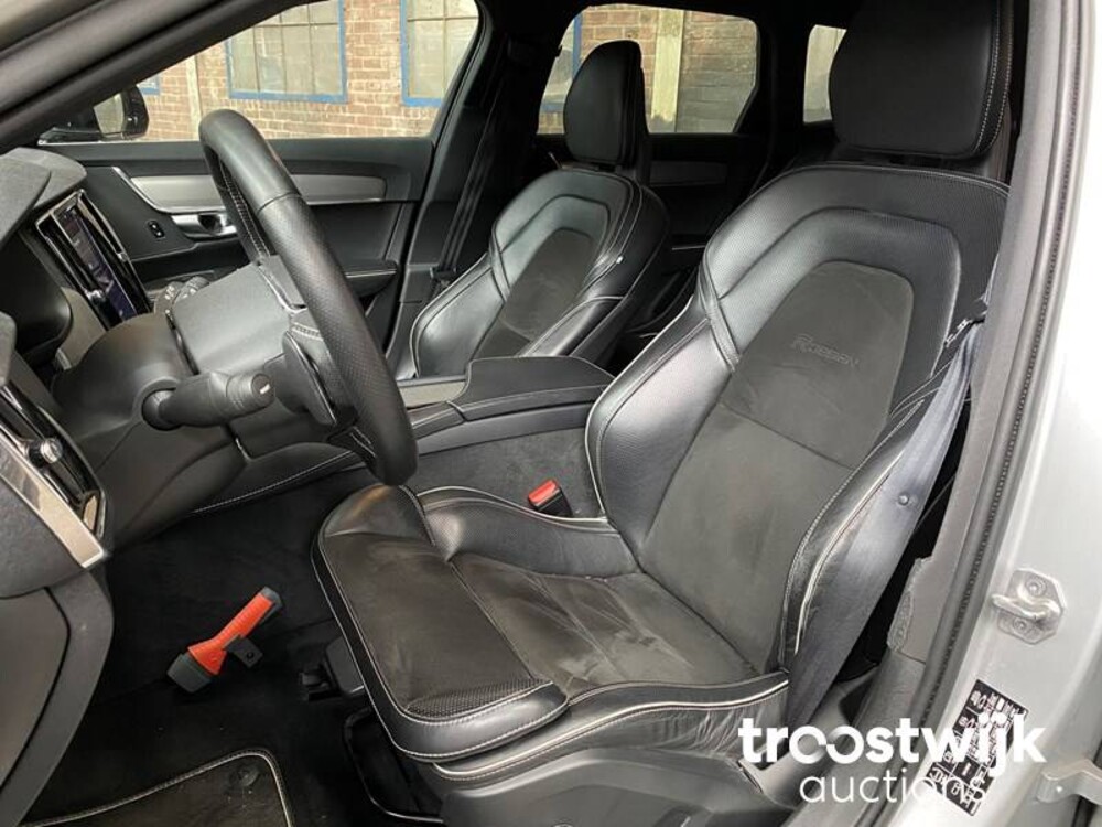 Volvo V90 2.0 D3 R-Design 150PS 2018 -Orig. NL-, TD-326-B