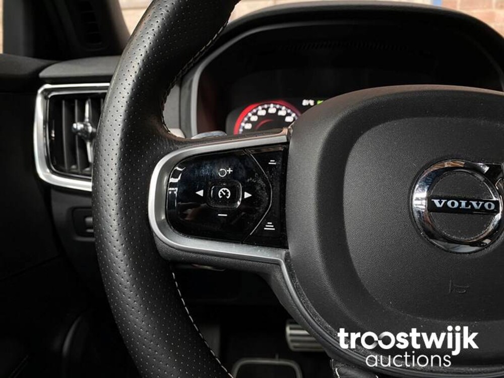Volvo V90 2.0 D3 R-Design 150PS 2018 -Orig. NL-, TD-326-B