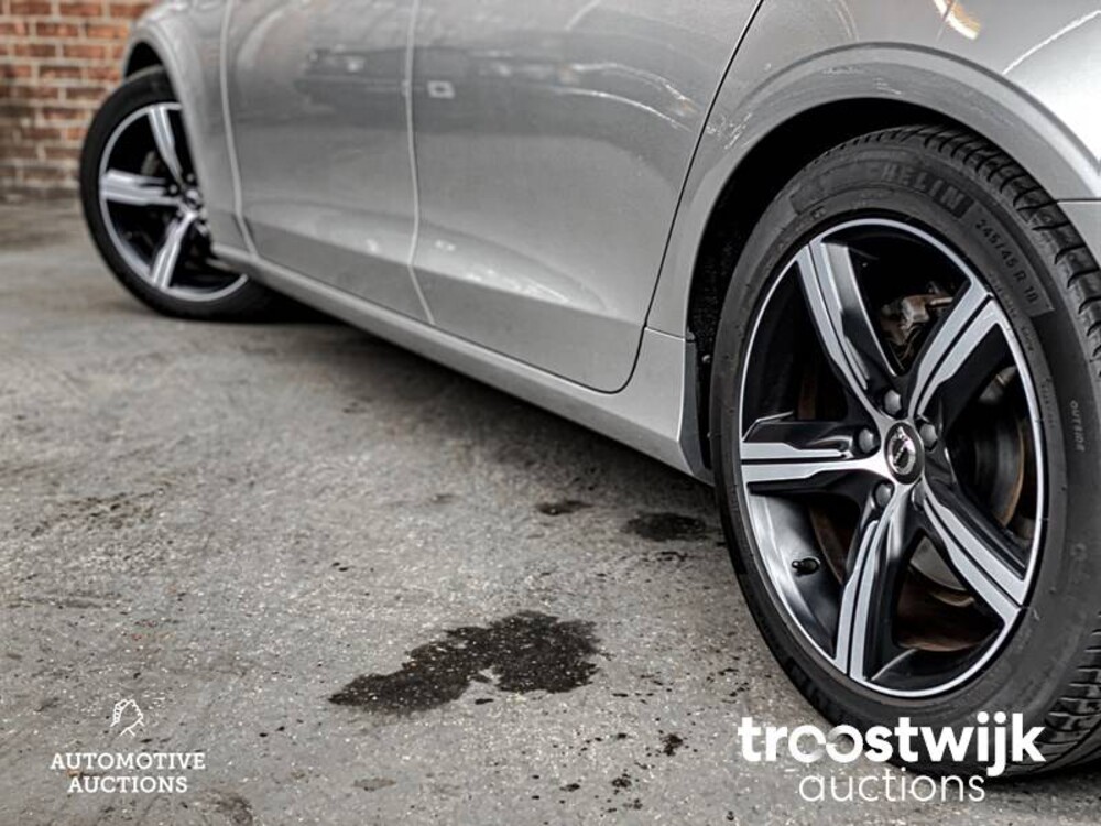 Volvo V90 2.0 D3 R-Design 150PS 2018 -Orig. NL-, TD-326-B