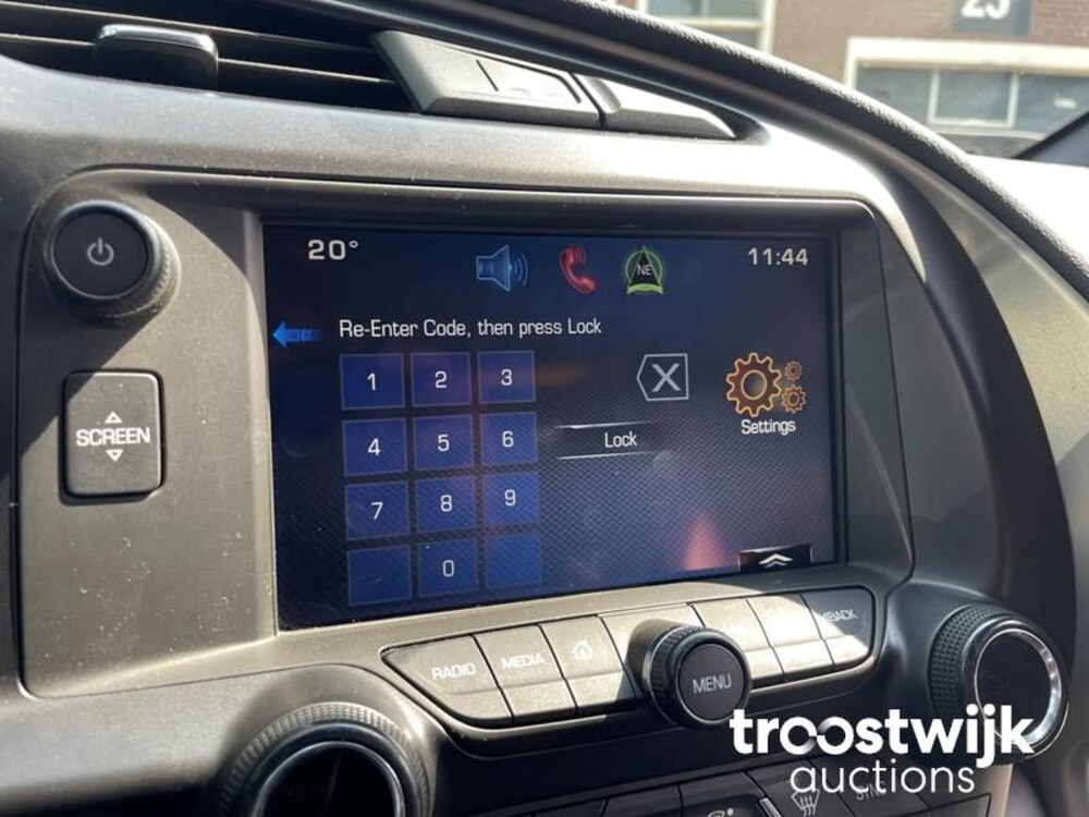 Chevrolet Corvette C7 Convertible 6.2 V8 Stingray 466PS 2015, L-032-RG