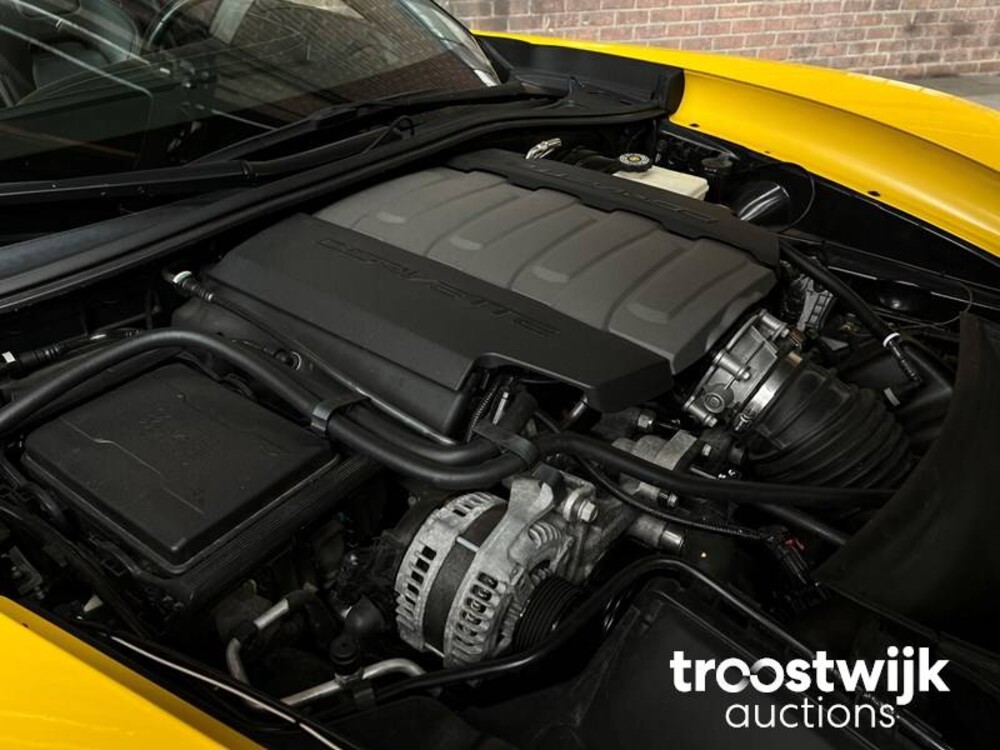 Chevrolet Corvette C7 Convertible 6.2 V8 Stingray 466PS 2015, L-032-RG