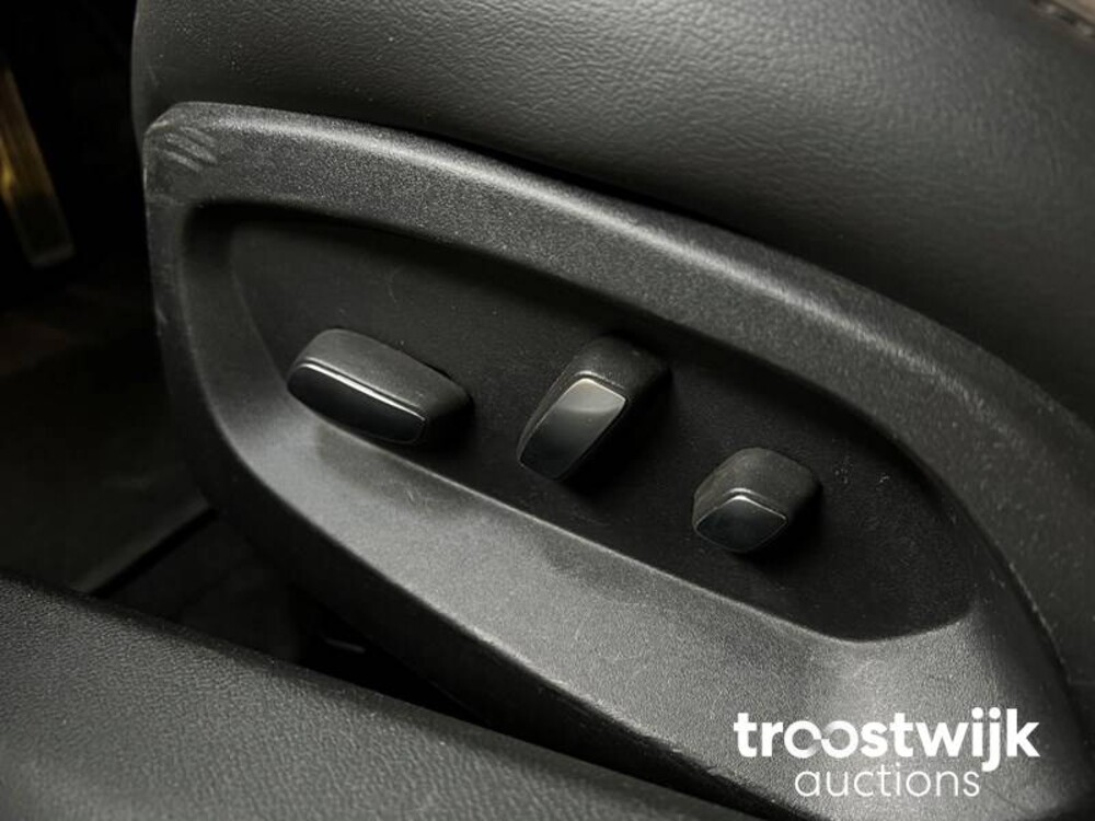 Chevrolet Corvette C7 Convertible 6.2 V8 Stingray 466PS 2015, L-032-RG