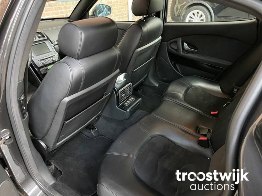 Maserati Quattroporte GTS 4.7 V8 439PS 2011