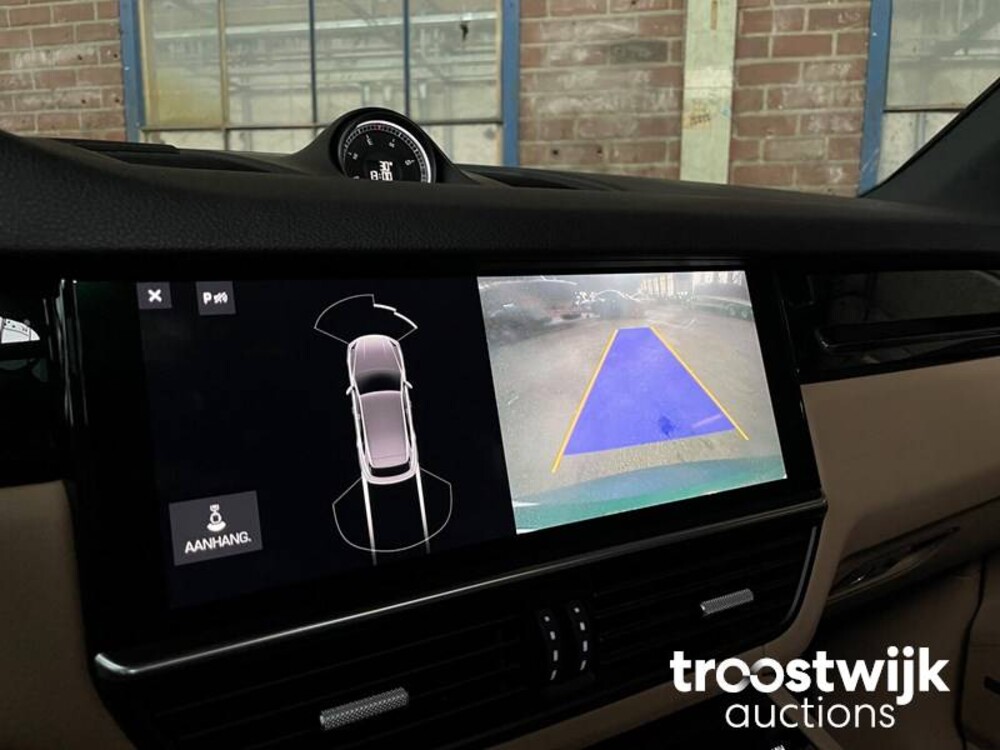 Porsche Cayenne 3.0 V6 340PS 2018 NEU-MODELL -Orig. NL-, ST-296-D