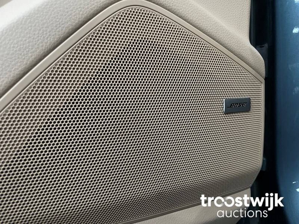 Porsche Cayenne 3.0 V6 340PS 2018 NEU-MODELL -Orig. NL-, ST-296-D