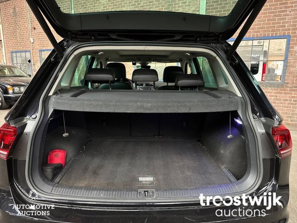 Volkswagen Tiguan 2.0 TDI Connected 190PS 2016, NF-933-L