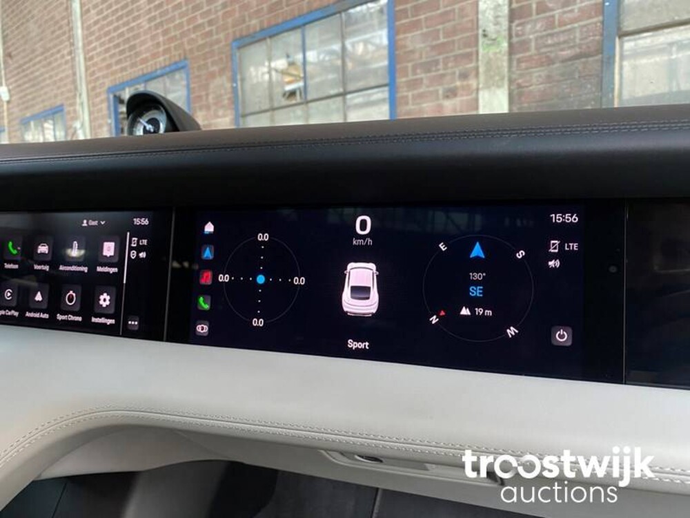 Porsche Taycan PERFORMANCE 84kWh Sport Chrono 381hp 2021 Herstellergarantie -Orig. NL-, L-982-RT