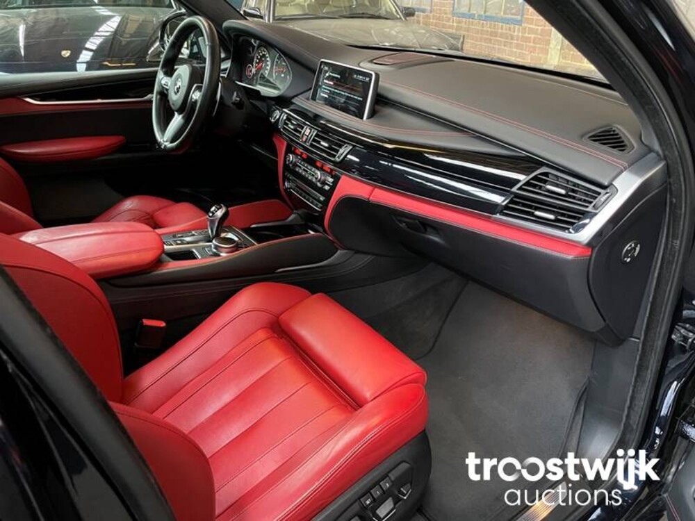 BMW X5M 4.4 V8 F85 575PS 2017, S-794-NP