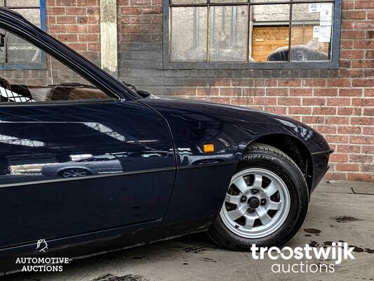 Porsche 924 Coupe 1984