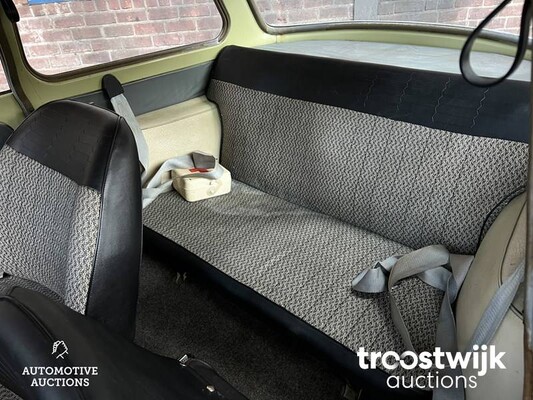 Trabant 601 S Limousine 1976, 75-YD-72