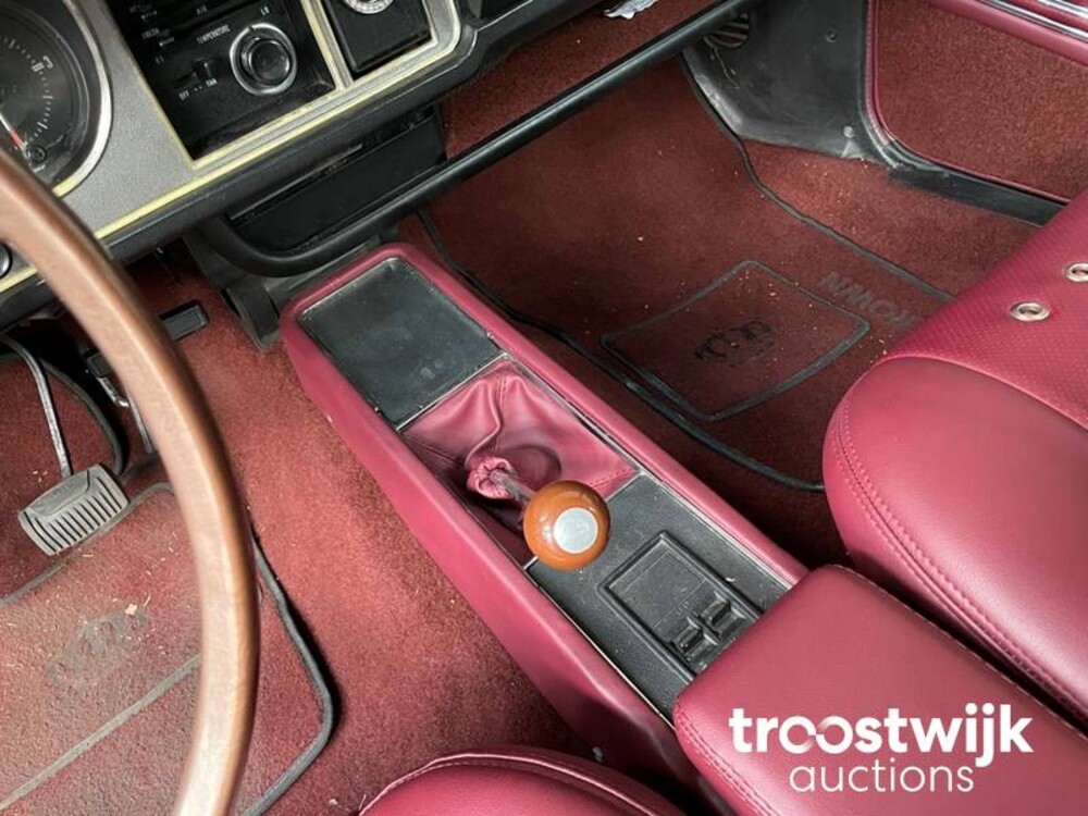 Toyota Crown Coupé V6 130pk 1970