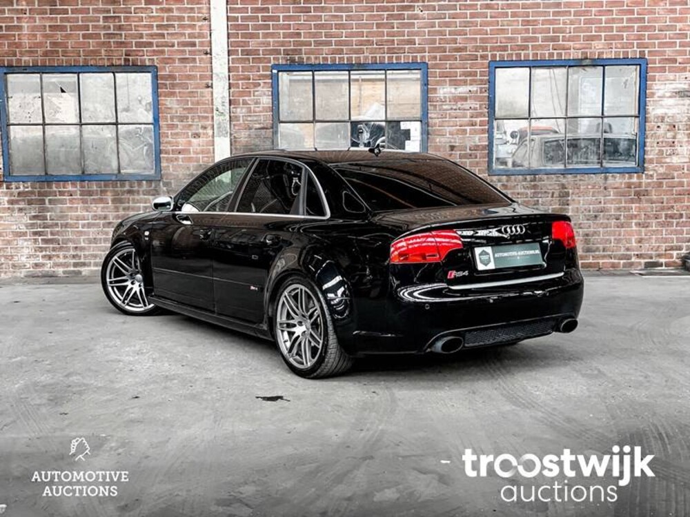 Audi RS4 4.2 V8 Quattro Sedan 420pk 2008 -Youngtimer-
