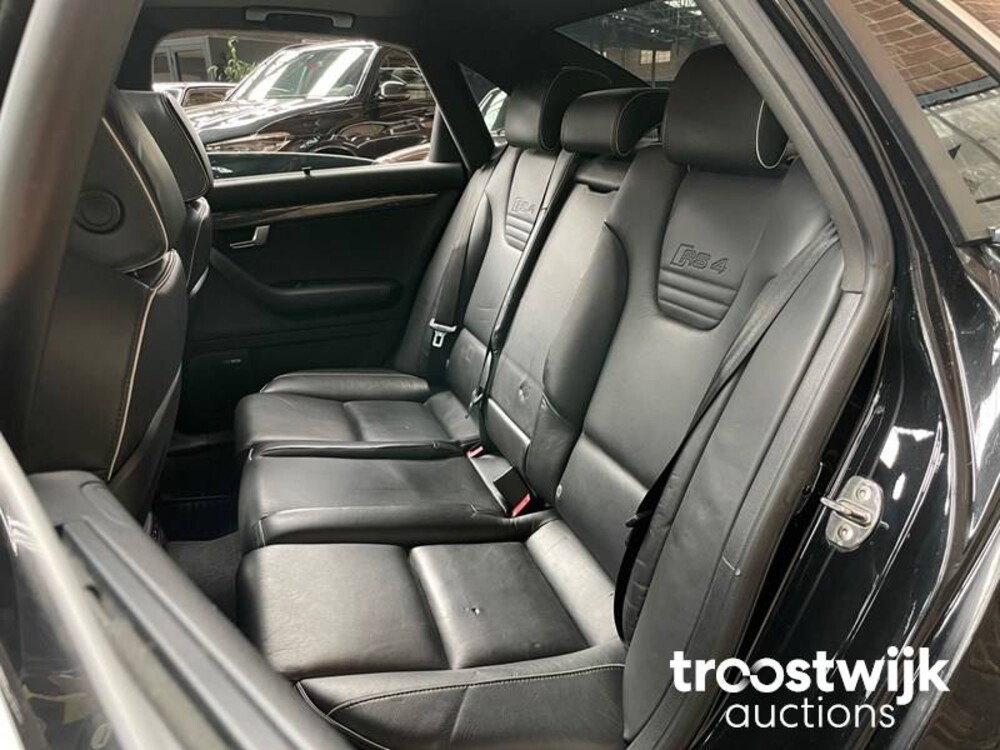 Audi RS4 4.2 V8 Quattro Sedan 420pk 2008 -Youngtimer-