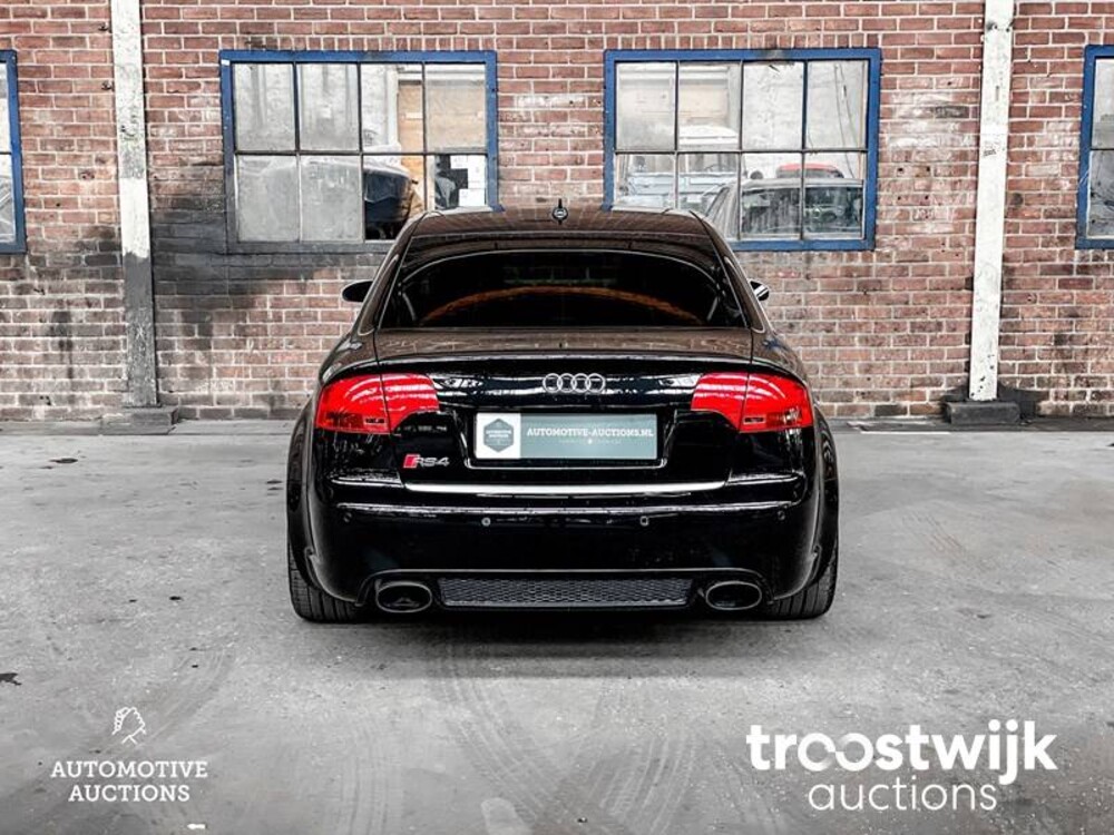 Audi RS4 4.2 V8 Quattro Sedan 420pk 2008 -Youngtimer-