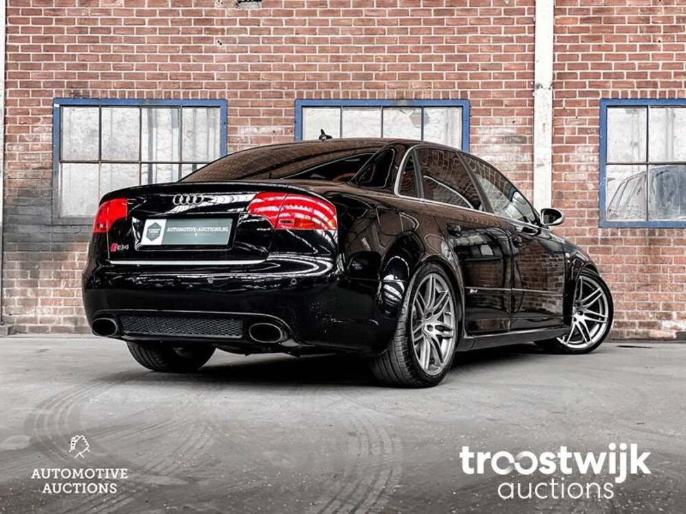 Audi RS4 4.2 V8 Quattro Sedan 420pk 2008 -Youngtimer-