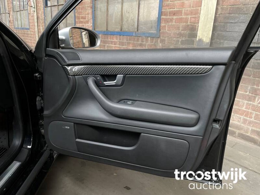 Audi RS4 4.2 V8 Quattro Sedan 420pk 2008 -Youngtimer-