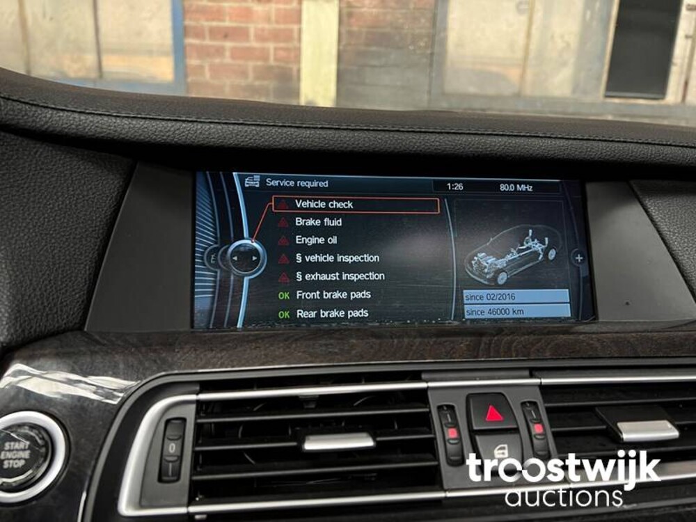 BMW 750Li  F02 4.4 7-serie 407pk 2010