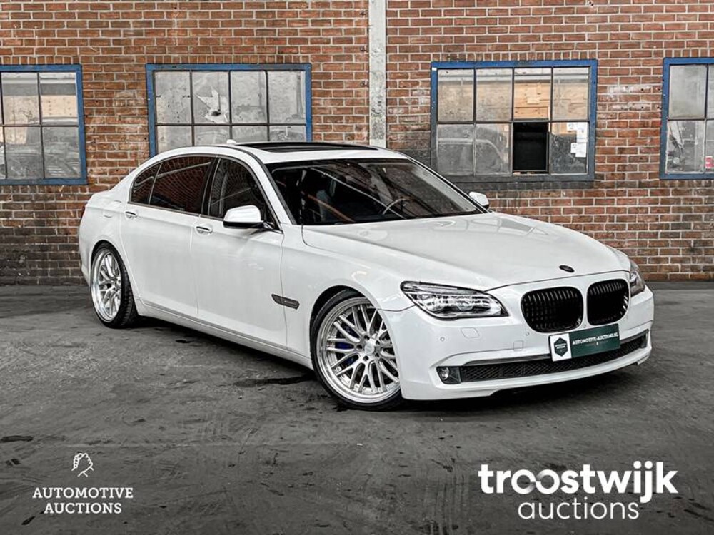 BMW 750Li  F02 4.4 7-serie 407pk 2010
