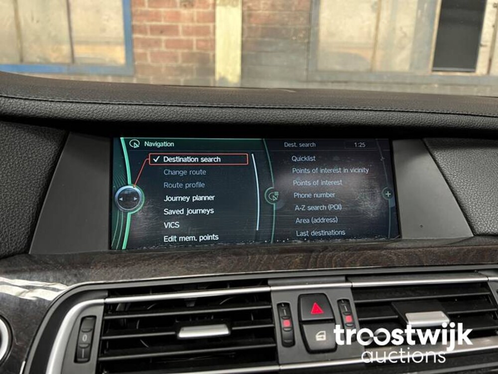 BMW 750Li  F02 4.4 7-serie 407pk 2010