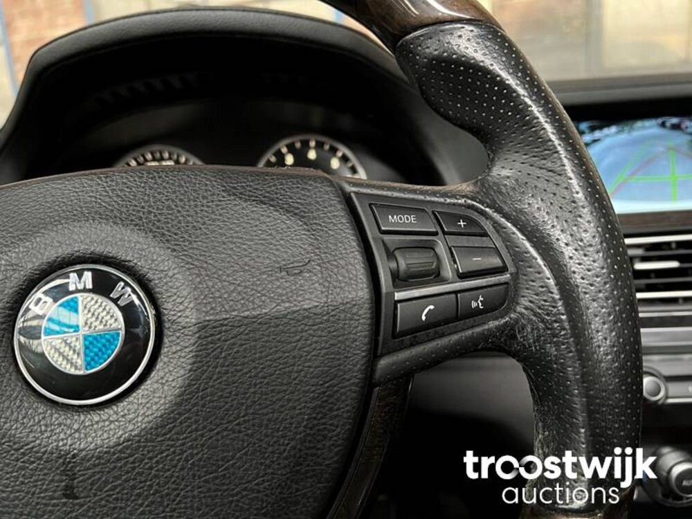 BMW 750Li  F02 4.4 7-serie 407pk 2010