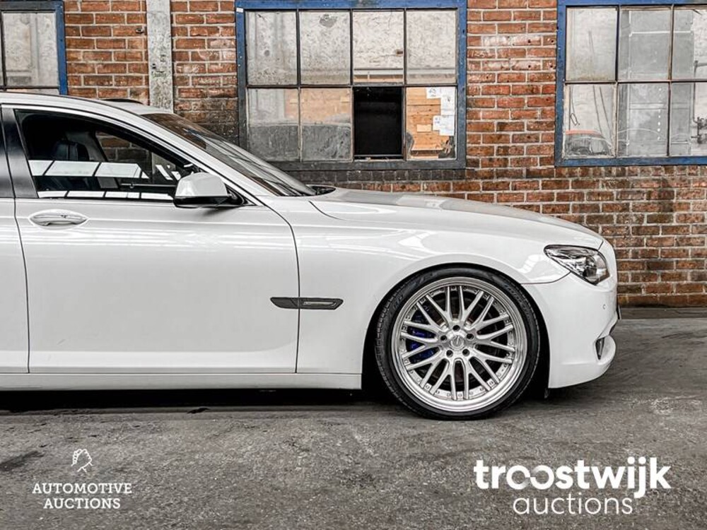 BMW 750Li  F02 4.4 7-serie 407pk 2010