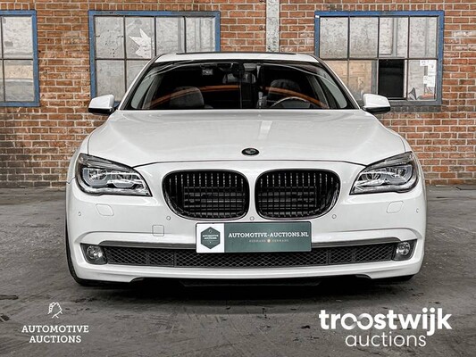 BMW 750Li  F02 4.4 7-series 407hp 2010 -Youngtimer-