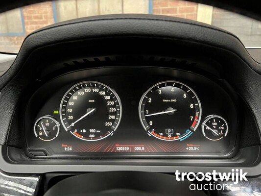 BMW 750Li  F02 4.4 7-series 407hp 2010 -Youngtimer-