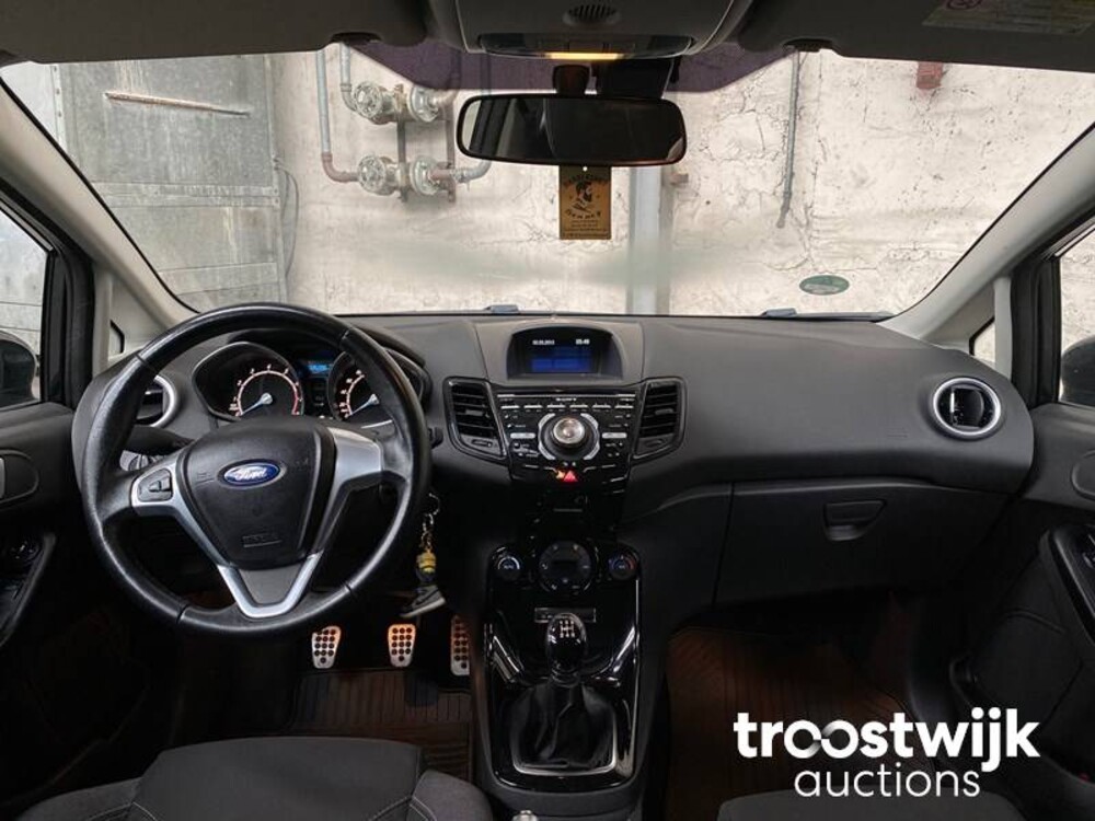 Ford Fiesta 1.0 EcoB. Titanium X 125pk 2015, R-050-JR