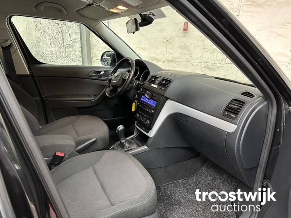 Skoda Yeti TSI 1.8 Ambition 4x4 160pk 2010 -Orig. NL-, 38-KZP-7