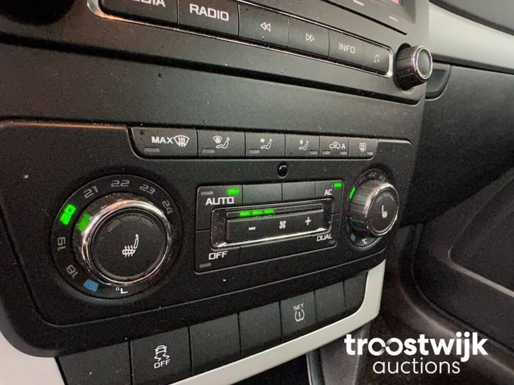 Skoda Yeti TSI 1.8 Ambition 4x4 160pk 2010 -Orig. NL-, 38-KZP-7