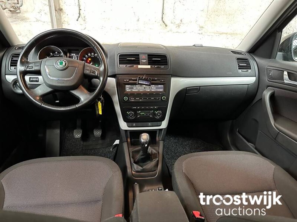 Skoda Yeti TSI 1.8 Ambition 4x4 160pk 2010 -Orig. NL-, 38-KZP-7