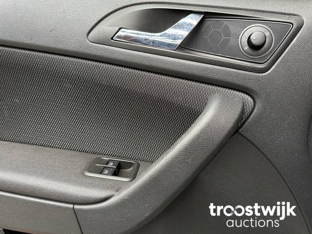 Skoda Yeti TSI 1.8 Ambition 4x4 160pk 2010 -Orig. NL-, 38-KZP-7