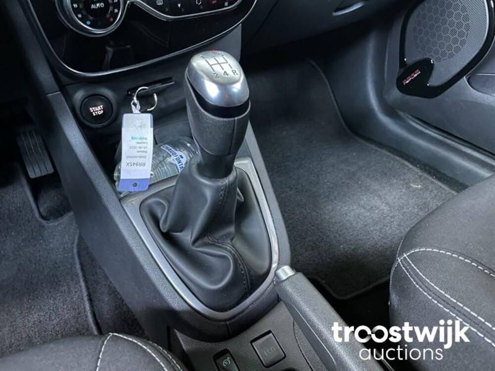 Renault Clio Estate Intens 0.9 TCe 90pk 2017, RR-945-X