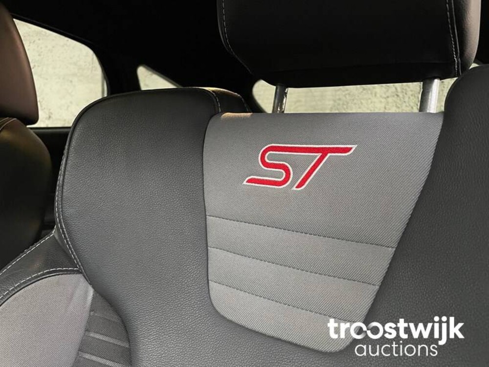 Ford Focus ST-3 2.0 EcoBoost 250pk 2014, K-925-DG