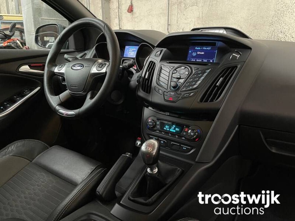 Ford Focus ST-3 2.0 EcoBoost 250pk 2014, K-925-DG