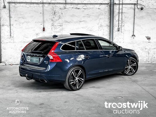 Volvo V60 2.4 D6 AWD Plug-In Hybrid Summum 299pk 2013, -Orig.NL-, 4-SXL-88