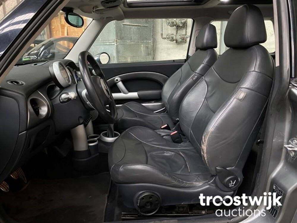 Mini 1.6 Cooper S Chili 163pk 2003, 60-JLV-5