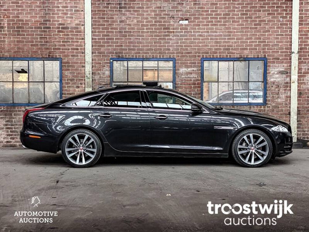 Jaguar XJ 2.0 Premium Luxury 241PS 2013 -Orig. NL-, 7-KBN-78