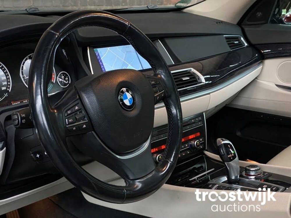 BMW 5-serie Gran Turismo 550xi High Executive 408hp 2010 -Orig. NL-, 08-NGL-6