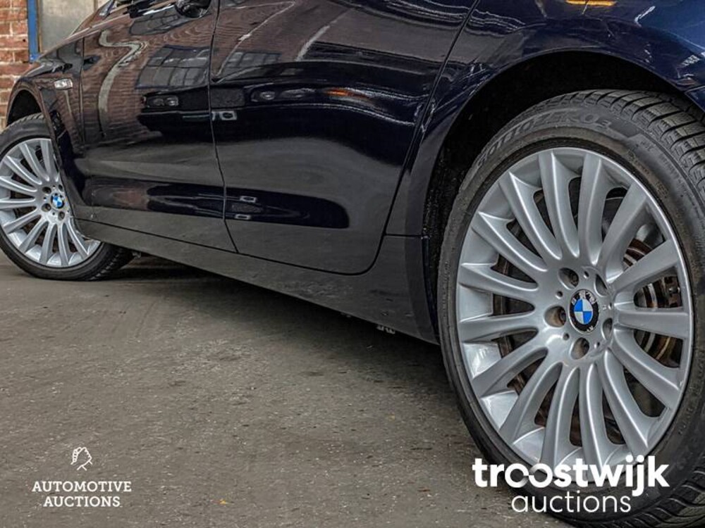 BMW 5-serie Gran Turismo 550xi High Executive 408hp 2010 -Orig. NL-, 08-NGL-6