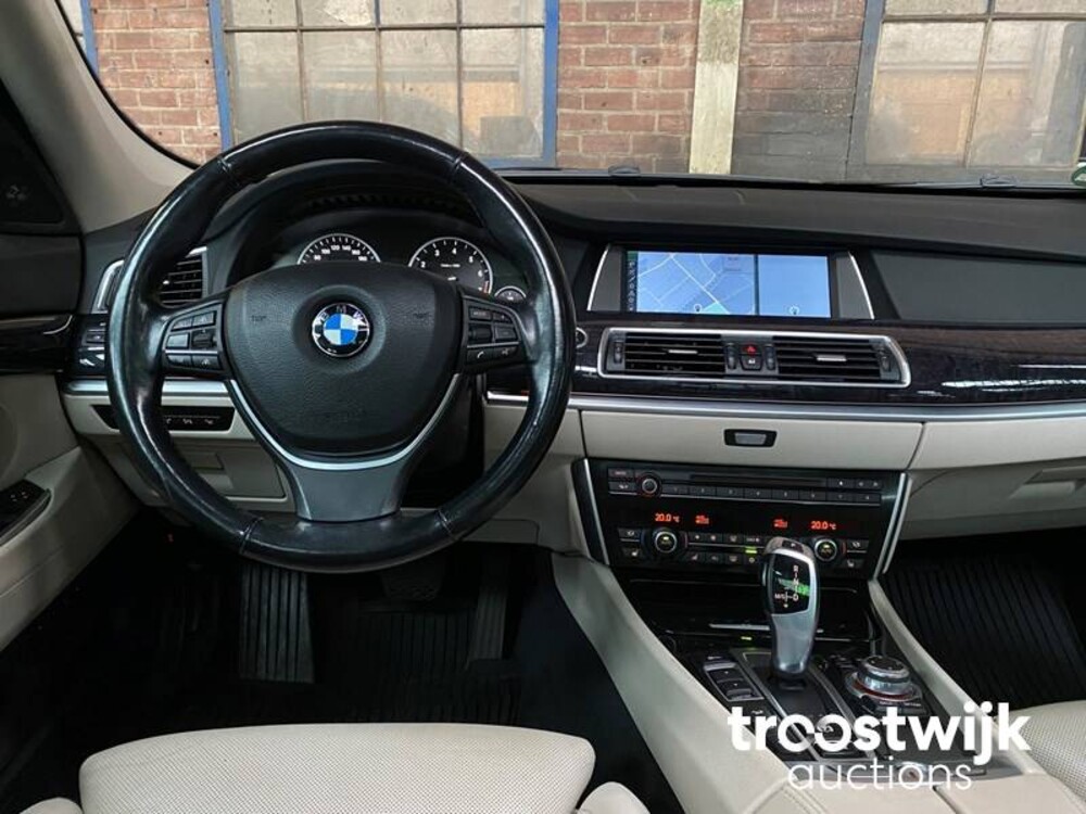 BMW 5-serie Gran Turismo 550xi High Executive 408hp 2010 -Orig. NL-, 08-NGL-6