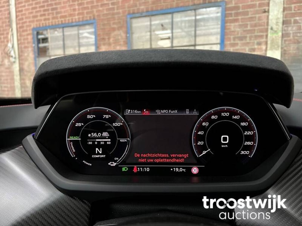 Audi e-tron GT RS 93 kWh 598 PS 2021, L-203-RD