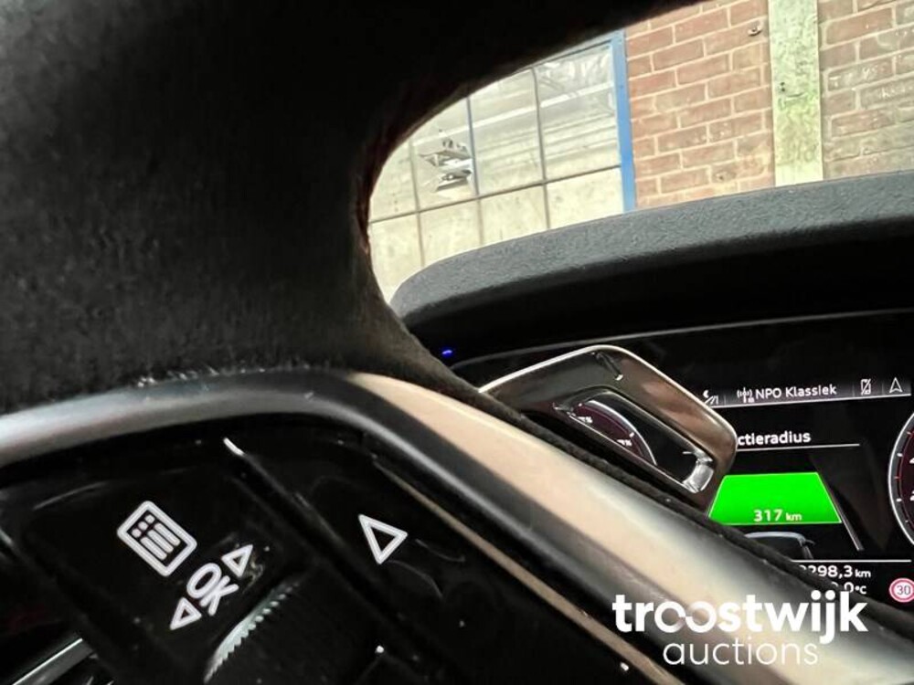 Audi e-tron GT RS 93 kWh 598 PS 2021, L-203-RD