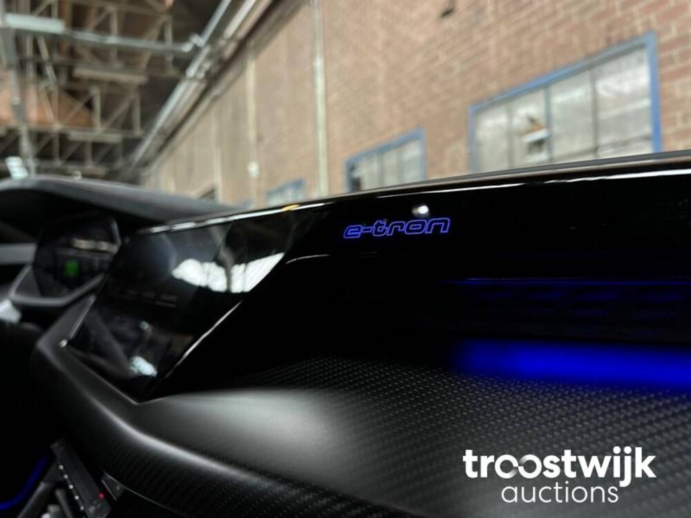 Audi e-tron GT RS 93 kWh 598 PS 2021, L-203-RD