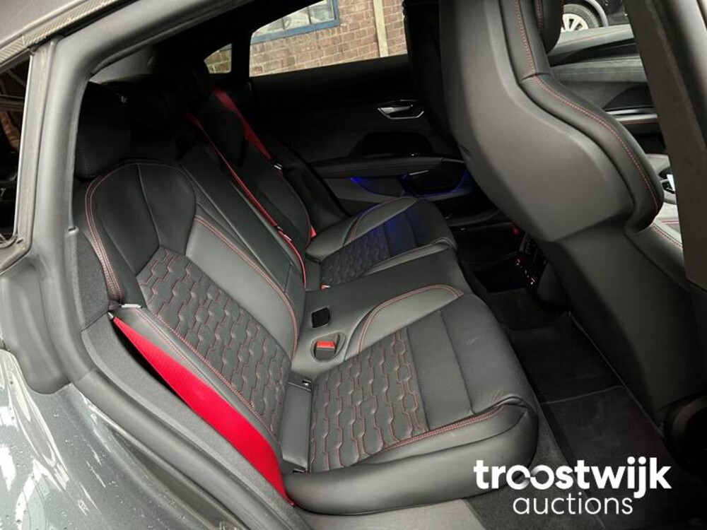 Audi e-tron GT RS 93 kWh 598 PS 2021, L-203-RD