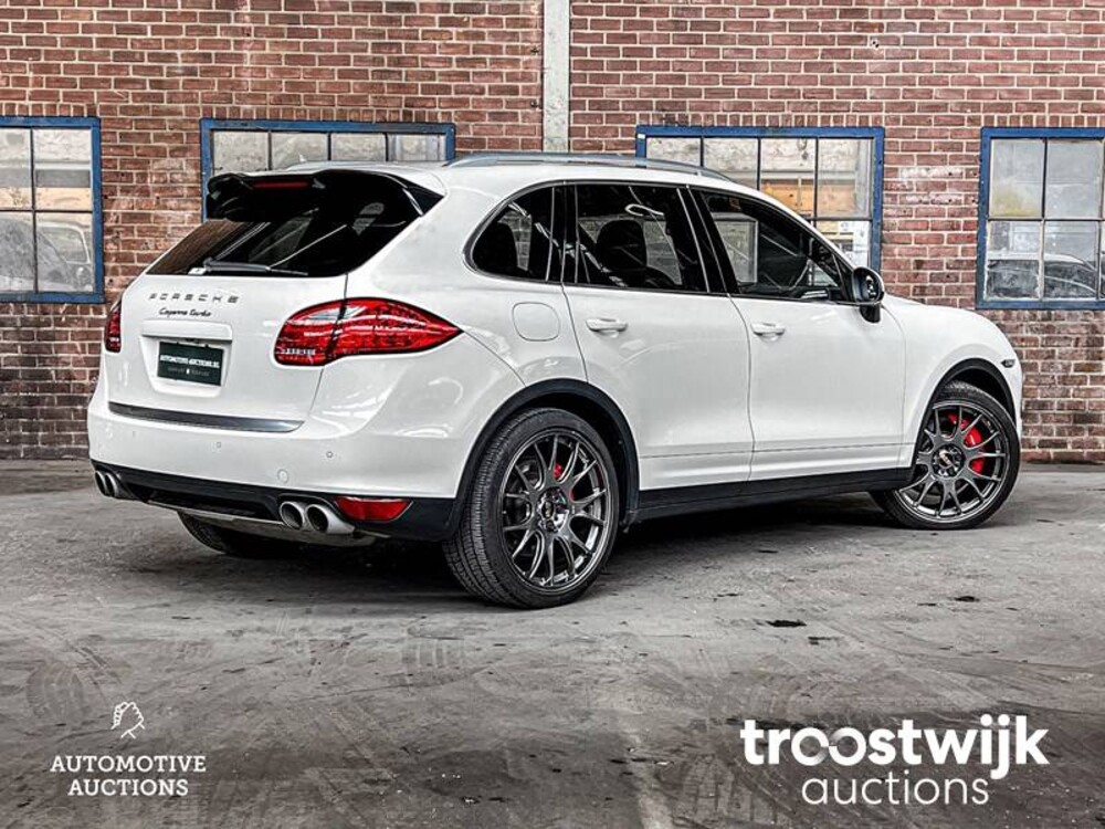 Porsche  Cayenne Turbo 4.8 V8 GTS 420PS 2014