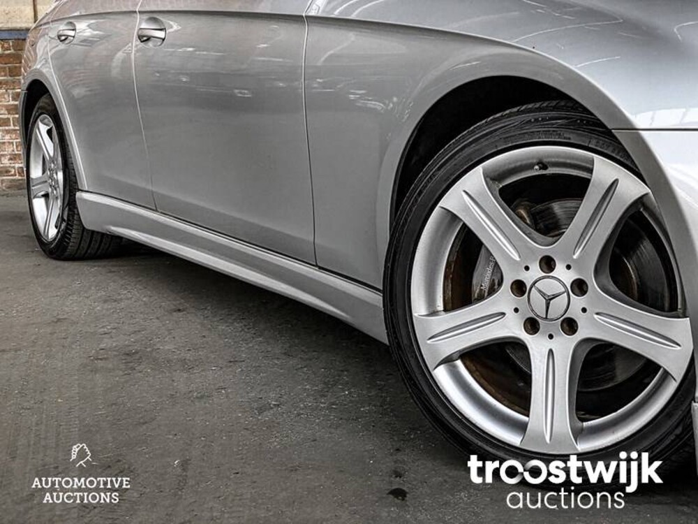 Mercedes-Benz CLS500 5.0 V8 306pk 2007 -Youngtimer-
